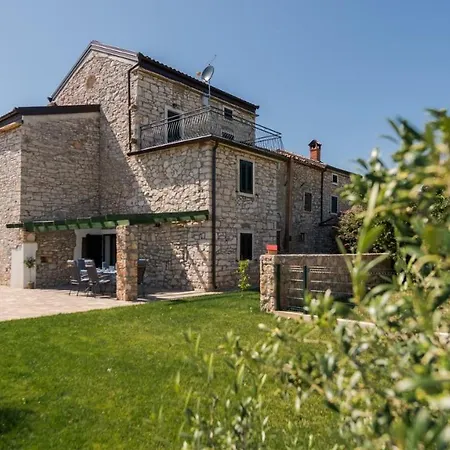 Francesca By 4* Radini